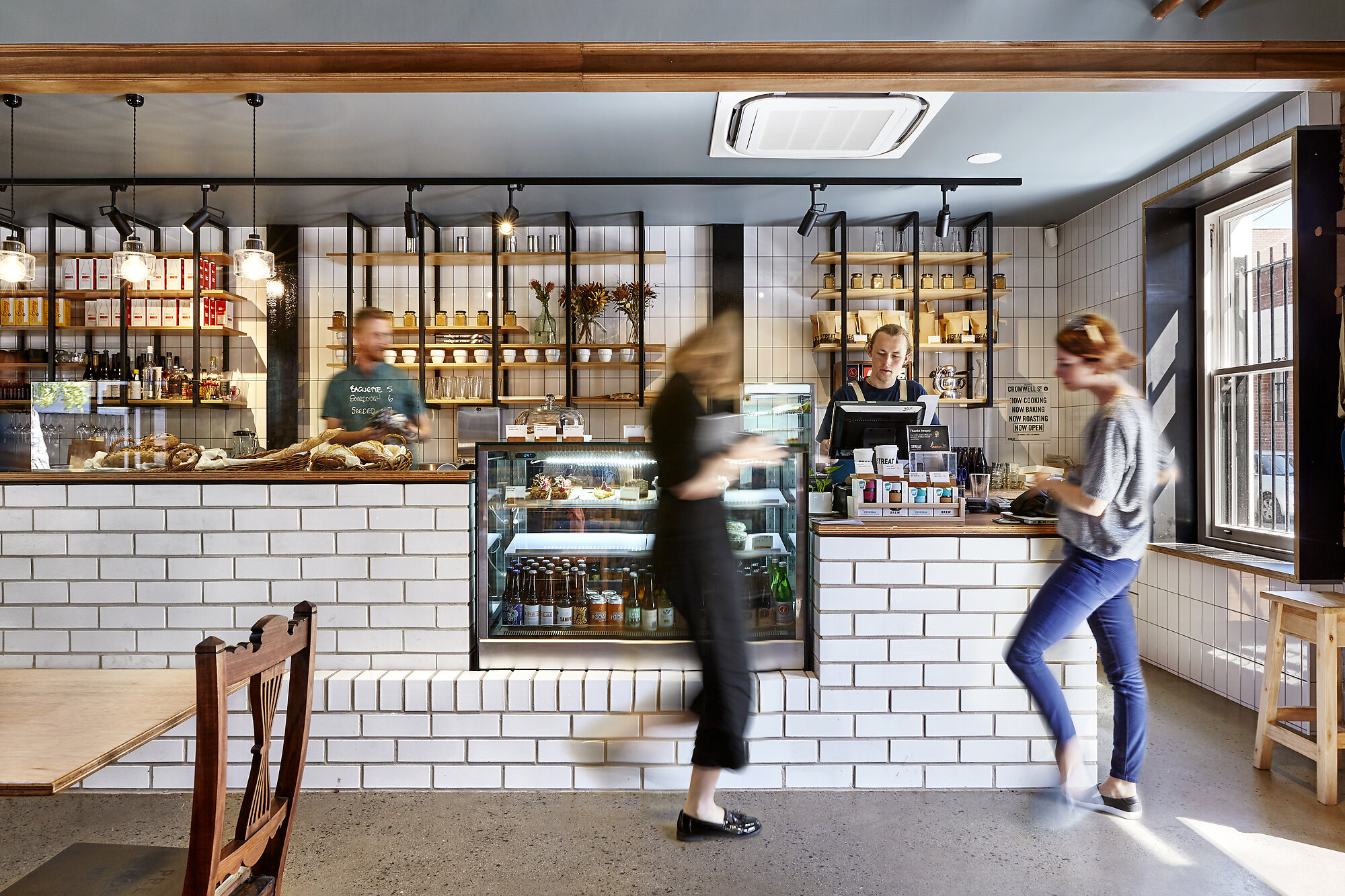 Interior photograph of Streat Cromwell by Alice Hutchinson